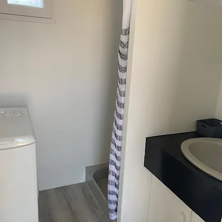 度假居 Hortense, 1 Min A Pied Martin De Re, Tres Calme, Piscine Chauffee 圣马丹德雷