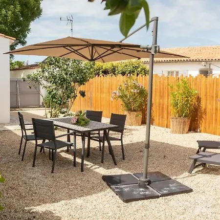 度假居 Hortense, 1 Min A Pied Martin De Re, Tres Calme, Piscine Chauffee *